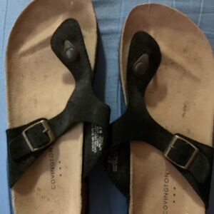 Covington black suede sandal, size 9 medium gently used